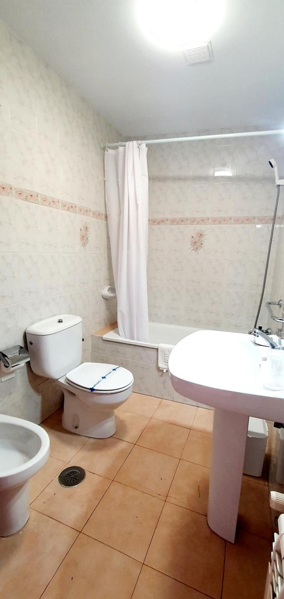 Sidreria La Casa Abajo Hotel La Franca Buitenkant foto