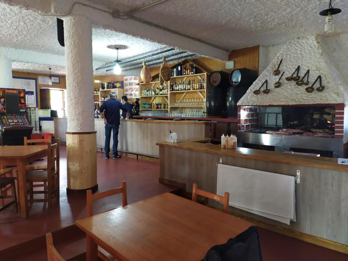 Sidreria La Casa Abajo Hotel La Franca Buitenkant foto
